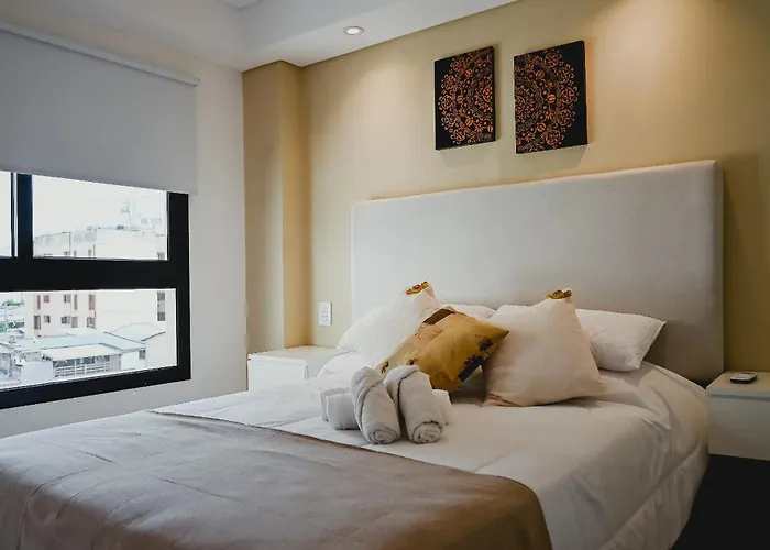 Alcazar Suites Deluxe
