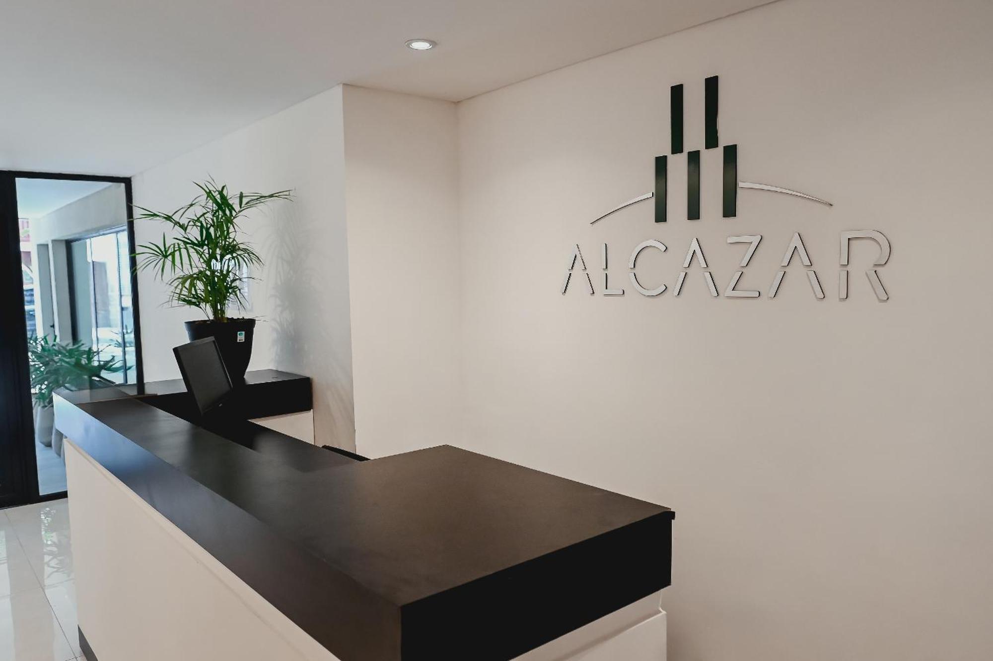 Alcazar Deluxe